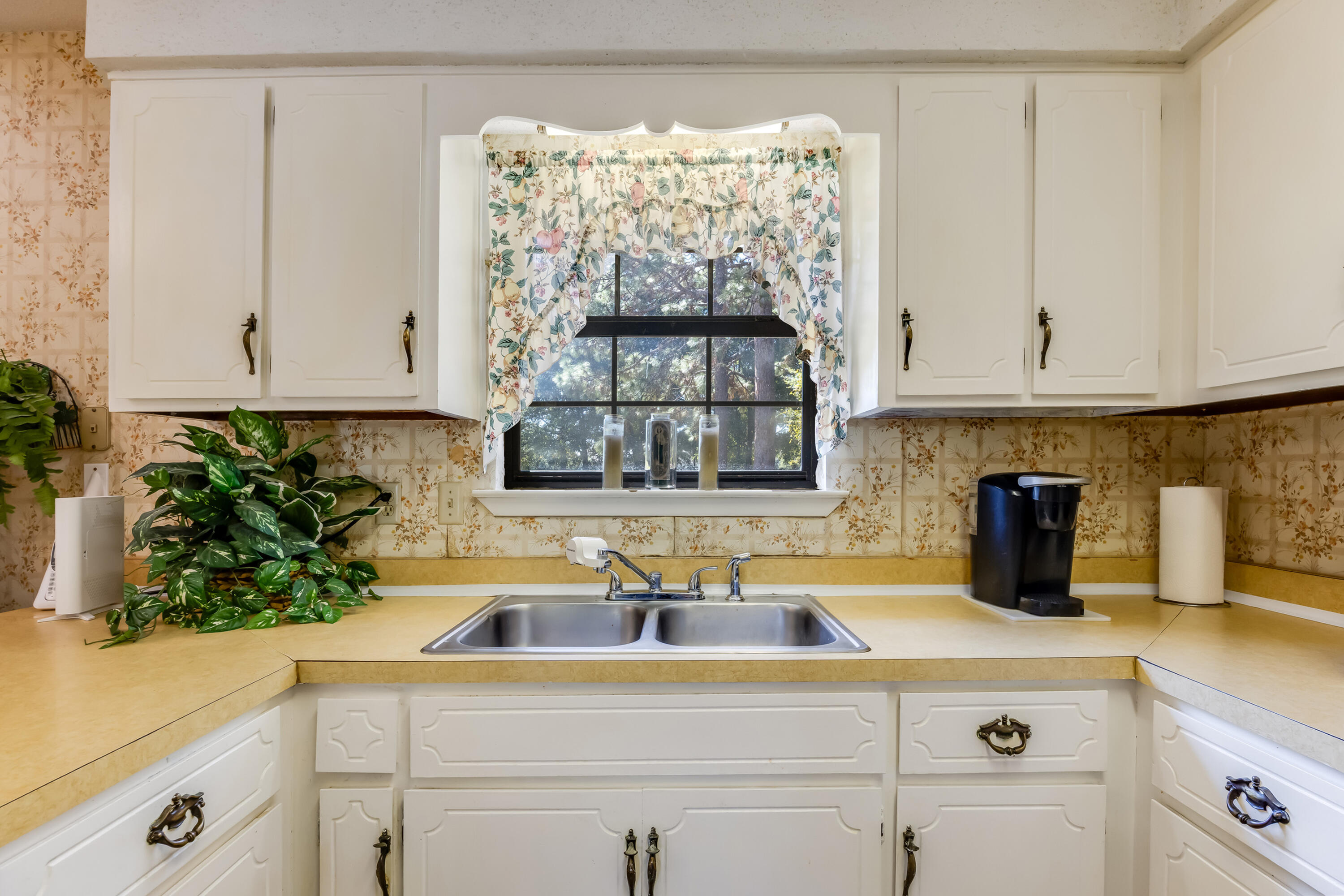 3382 Polly Lane Crestview, FL 32539 - Photo 13 of 31 3382 Kitchen5