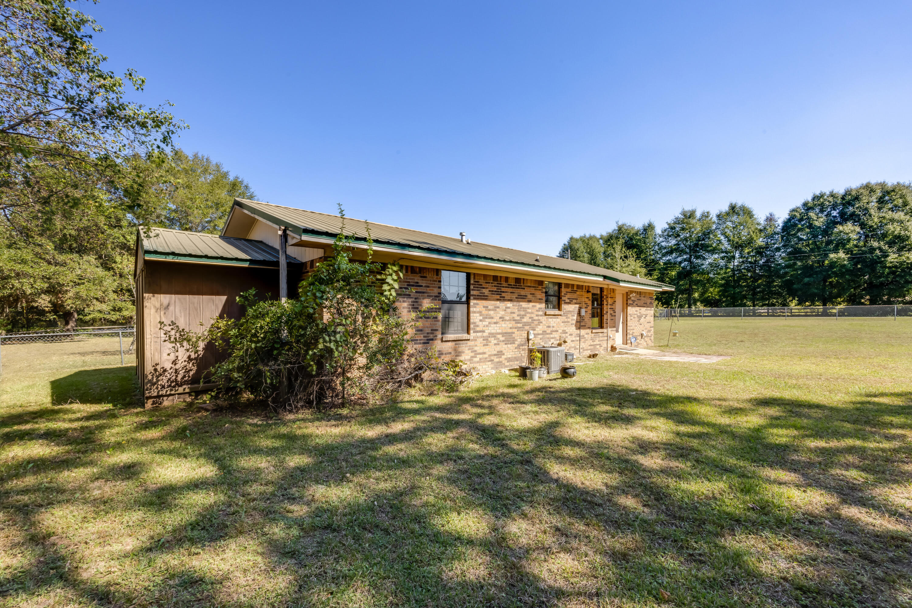 3382 Polly Lane Crestview, FL 32539 - Photo 24 of 31 3382 Back2