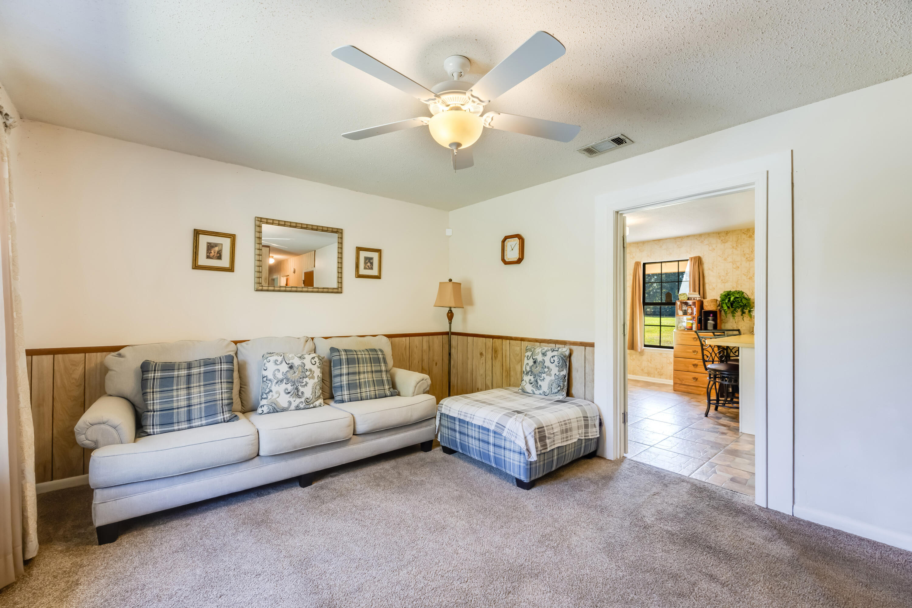 3382 Polly Lane Crestview, FL 32539 - Photo 6 of 31 3382 Living2