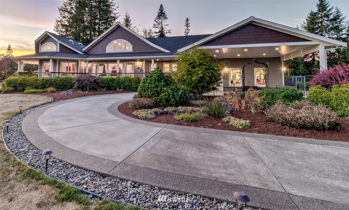 184 Capitol Ridge Road Oakville, WA 98568 - Photo 1 of 25