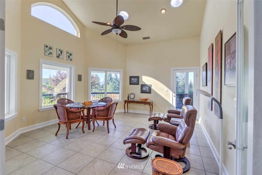 184 Capitol Ridge Road Oakville, WA 98568 - Photo 11 of 25