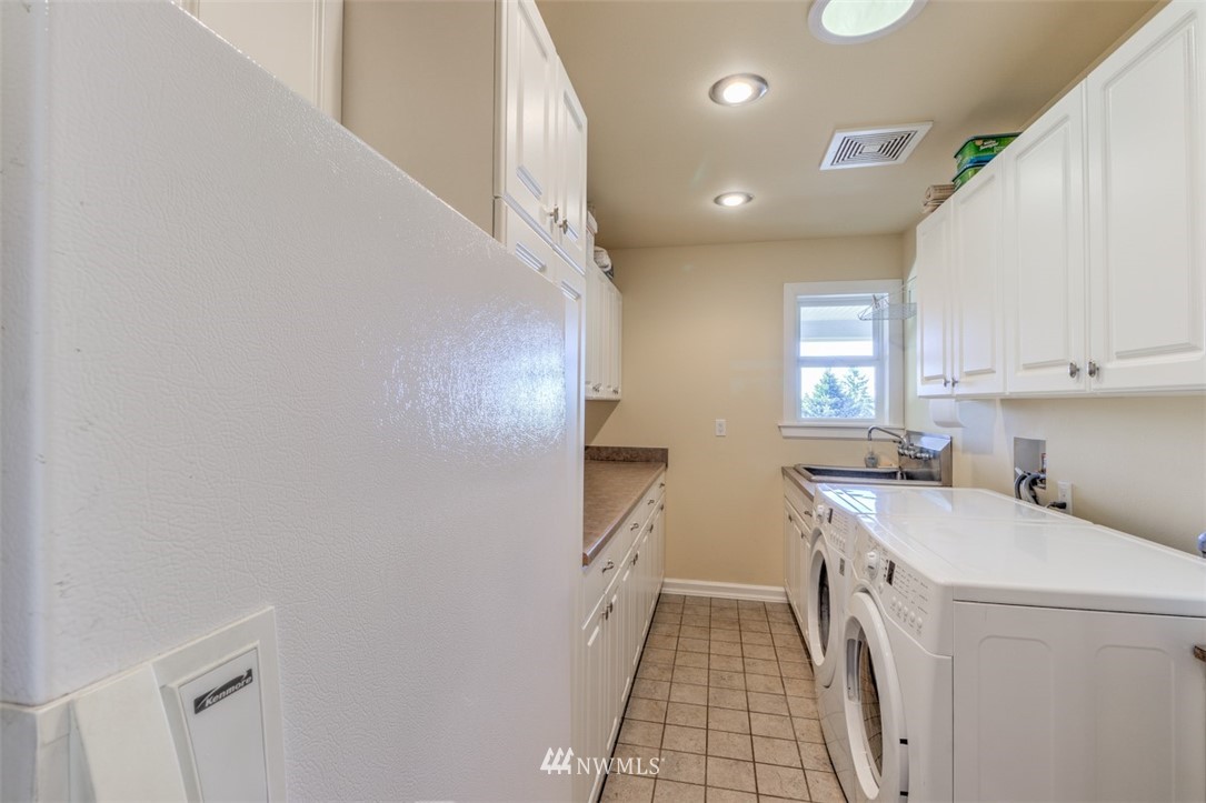 184 Capitol Ridge Road Oakville, WA 98568 - Photo 12 of 25