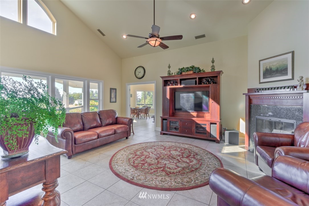 184 Capitol Ridge Road Oakville, WA 98568 - Photo 4 of 25