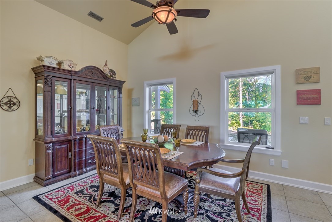 184 Capitol Ridge Road Oakville, WA 98568 - Photo 5 of 25