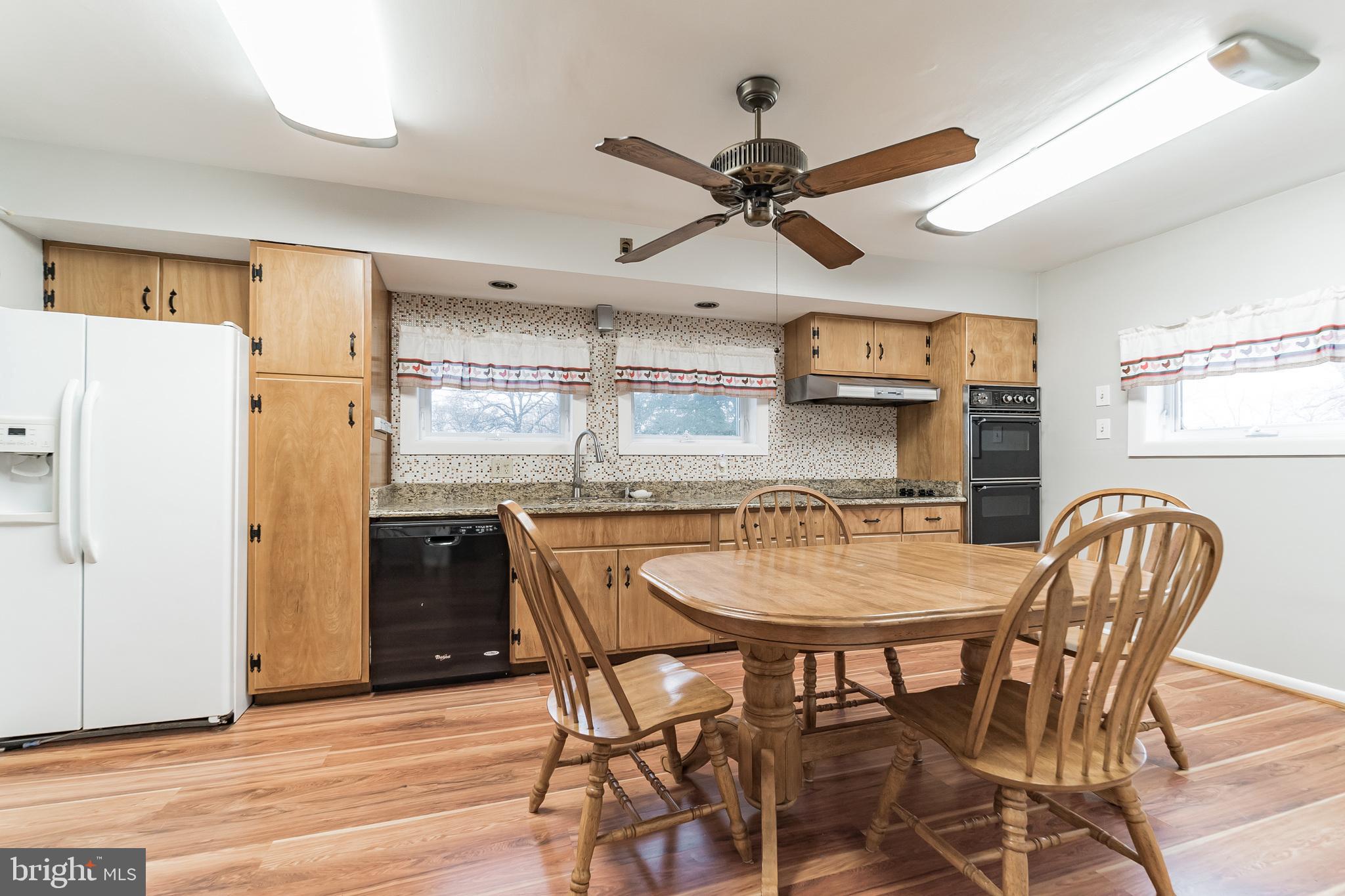 7815 Bertha Road Pasadena, MD 21122 - Photo 9 of 14 Gallery Image 9
