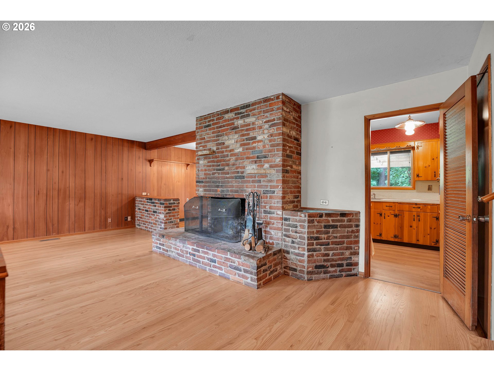 16714 Northeast Wasco Street Portland, OR 97230 - Photo 7 of 42
