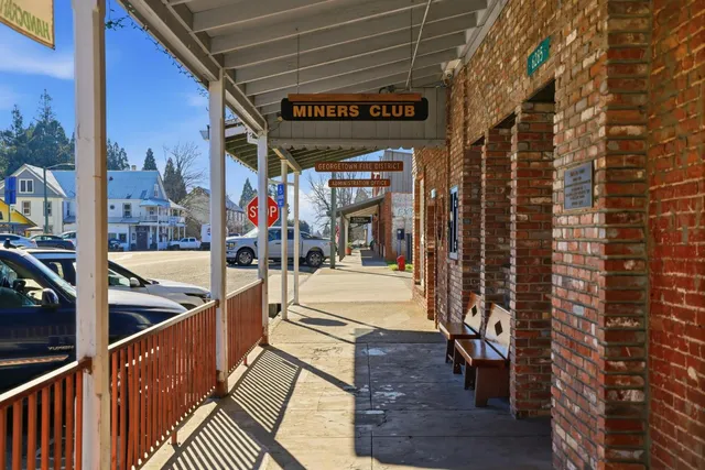 a view of a lush green field