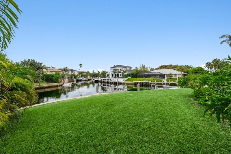 792 Staghorn Court Boca Raton, FL 33432 - Photo 11 of 41 14_792StaghornCt_26001_BackYard_FlexMLS8