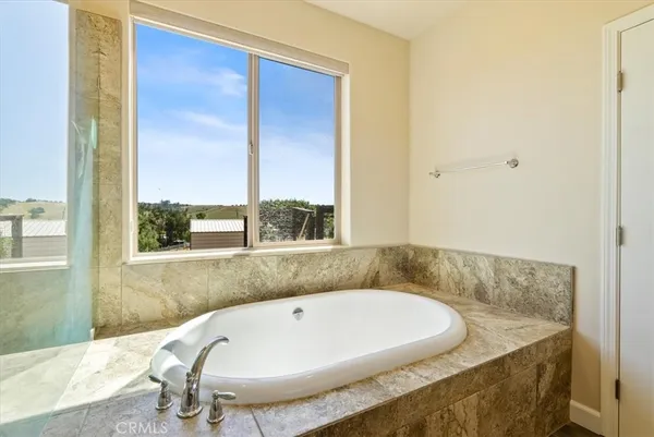$850,000 | 5880 Silverado Place, Paso Robles, CA 93446