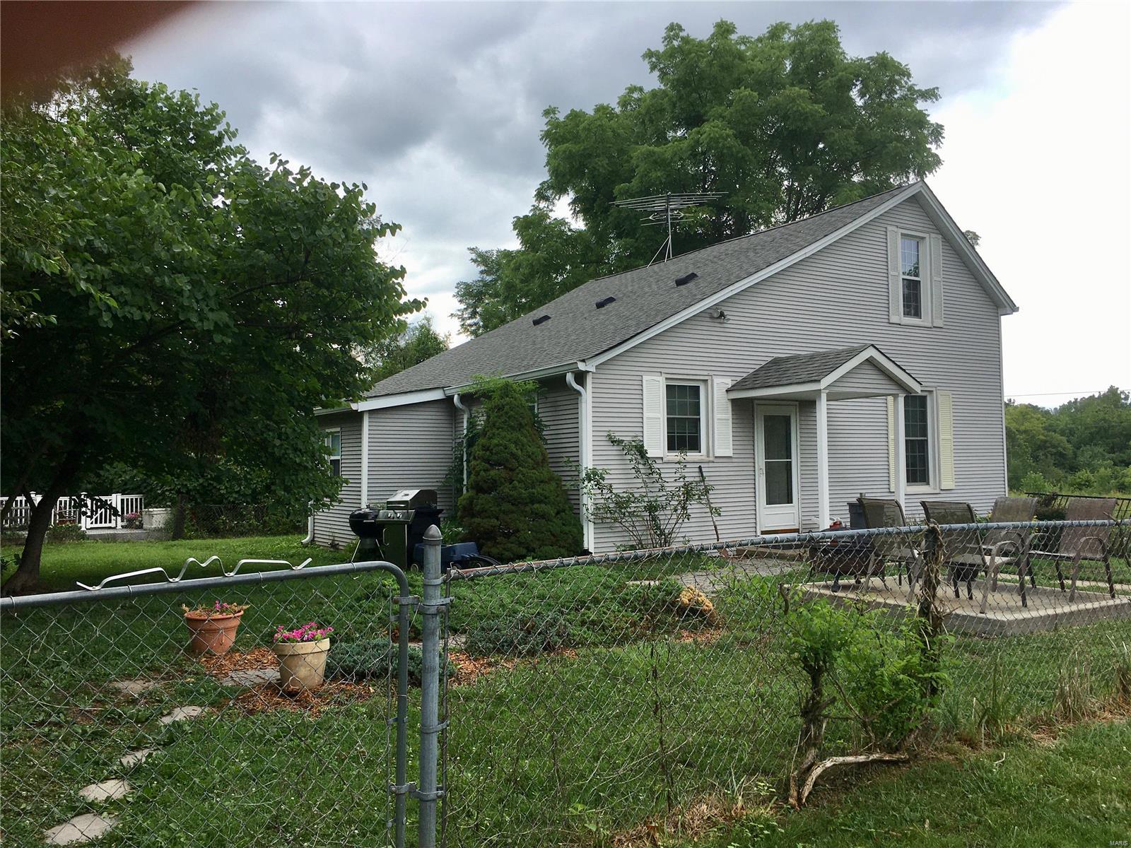 225 Brown Road St. Peters, MO 63376 - Photo 1 of 34