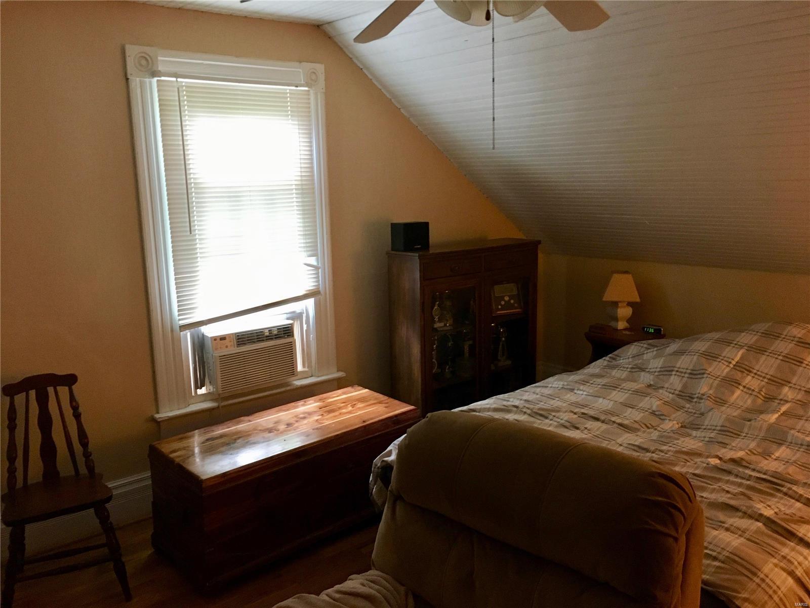 225 Brown Road St. Peters, MO 63376 - Photo 14 of 34