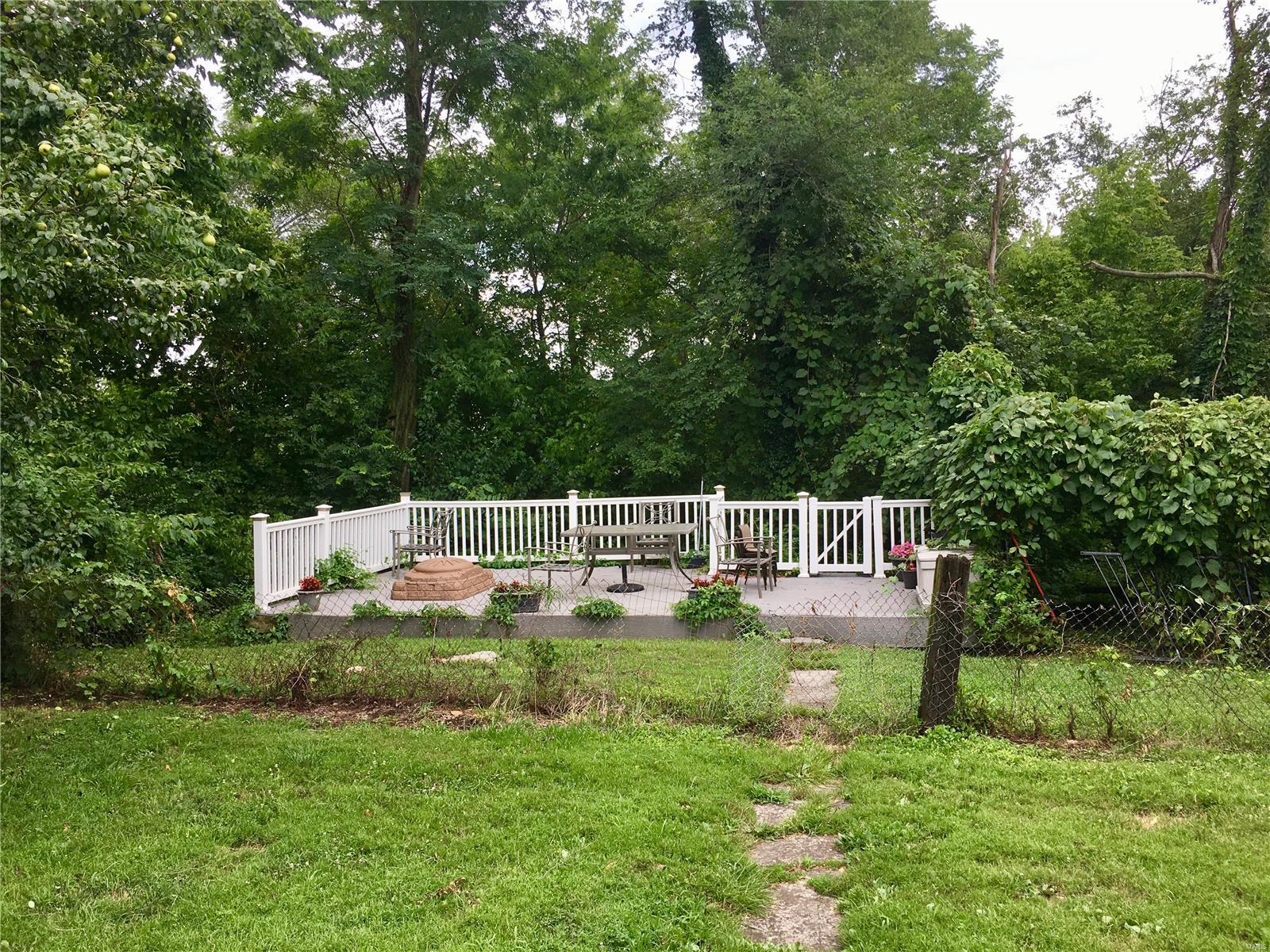 225 Brown Road St. Peters, MO 63376 - Photo 23 of 34