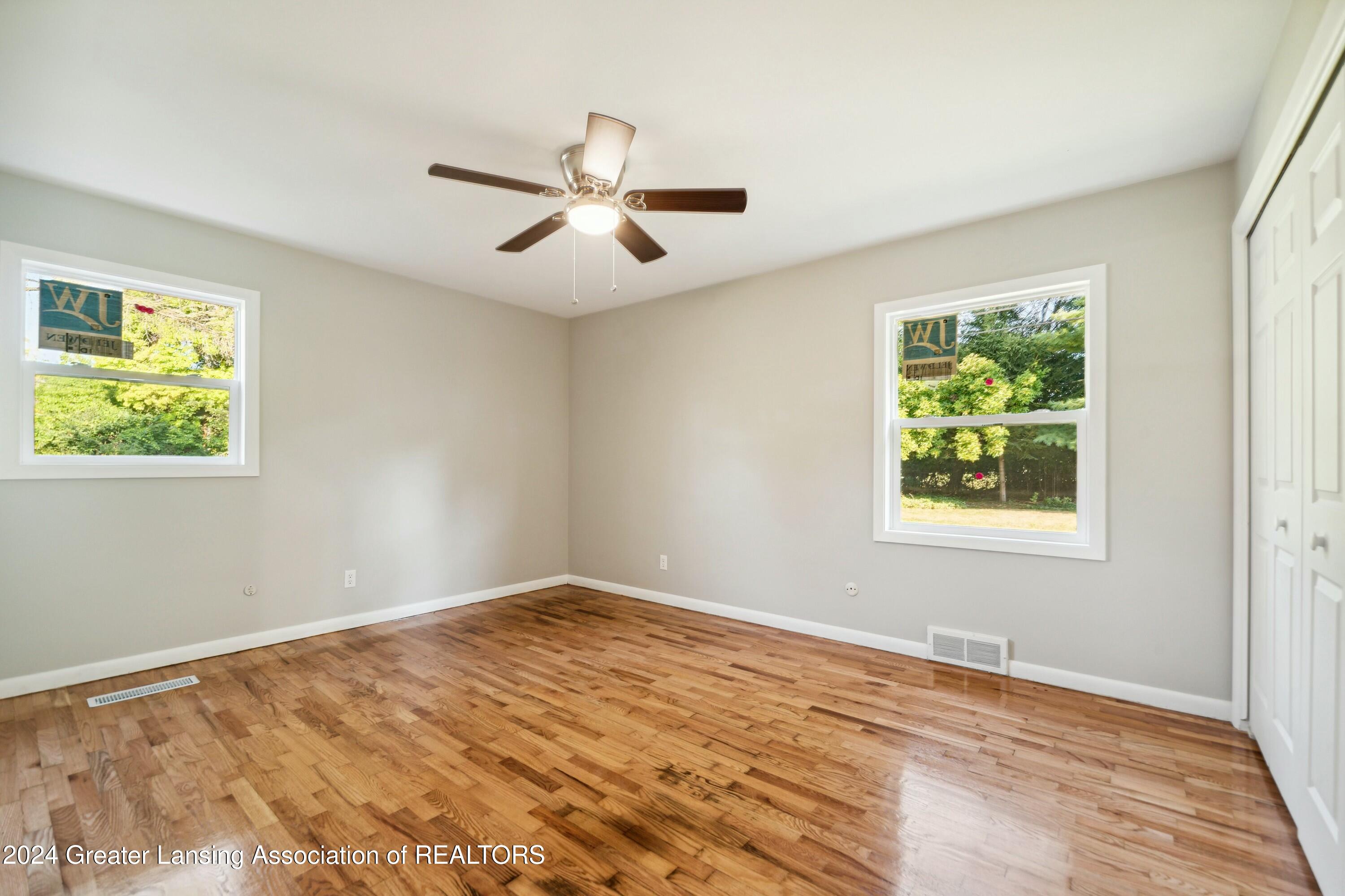 2826 North Cambridge Road Lansing, MI 48911 - Photo 15 of 33 tempImagekiFYqq