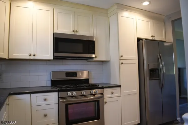 $3,500 | 33 Elm Avenue, Fanwood, NJ 07023