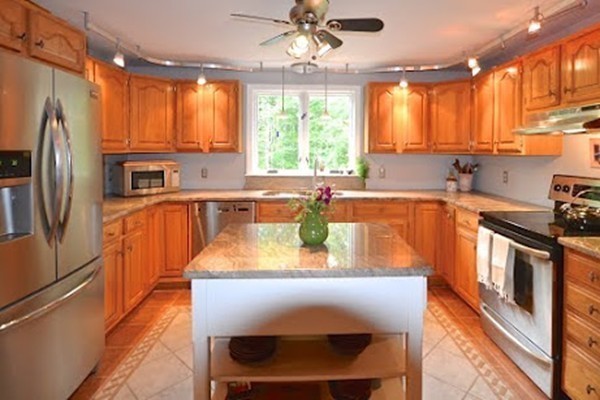 43 Feather Bed Lane Rochester, MA 02770 - Photo 11 of 29 Gallery Image 11