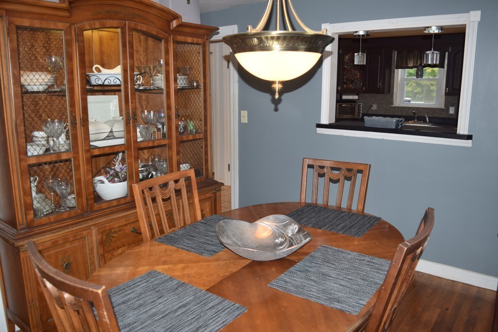 181 Durbeck Road Rockland, MA 02370 - Photo 7 of 29 Gallery Image 7