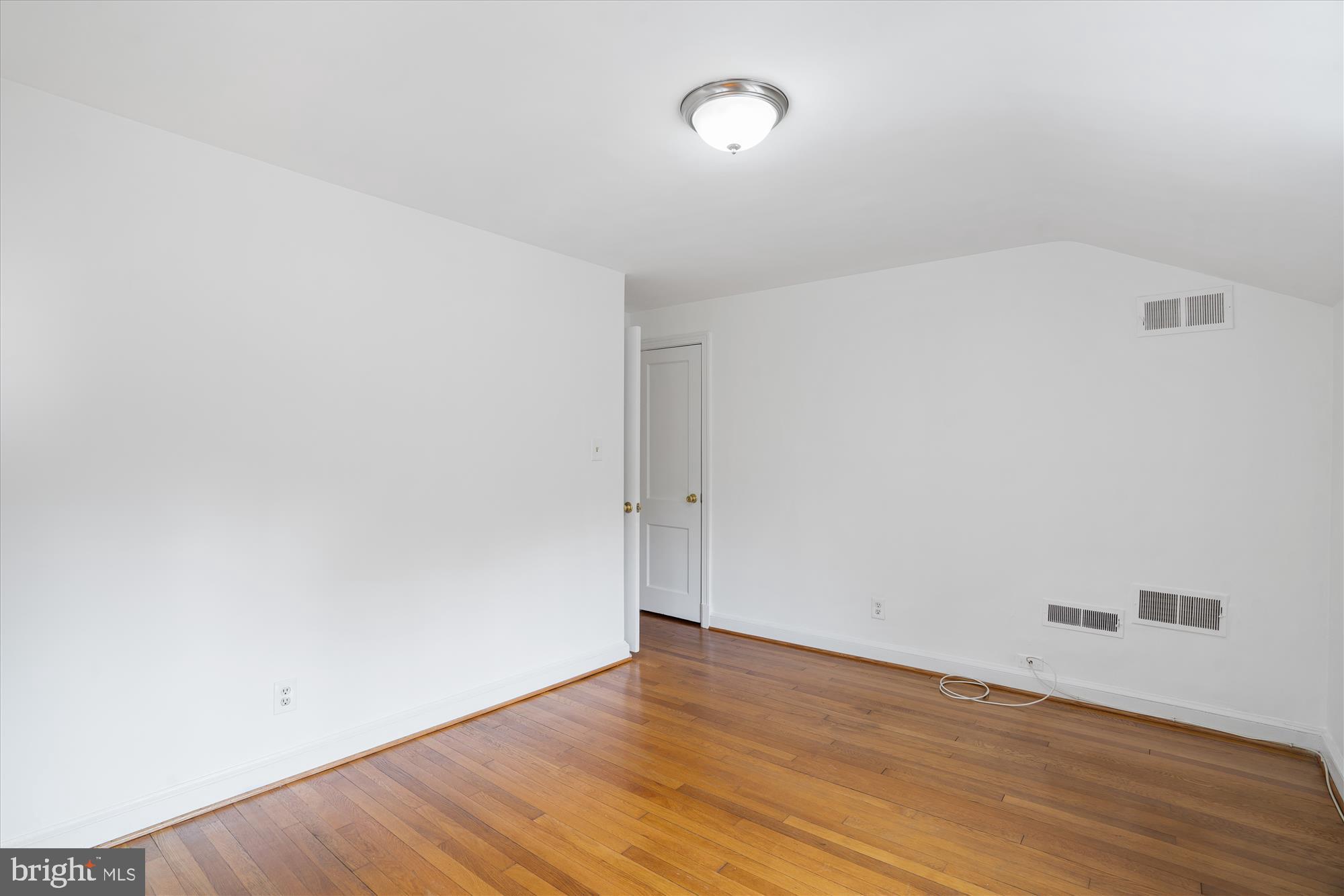 5906 Forest Road Cheverly, MD 20785 - Photo 18 of 30 Main Bedroom