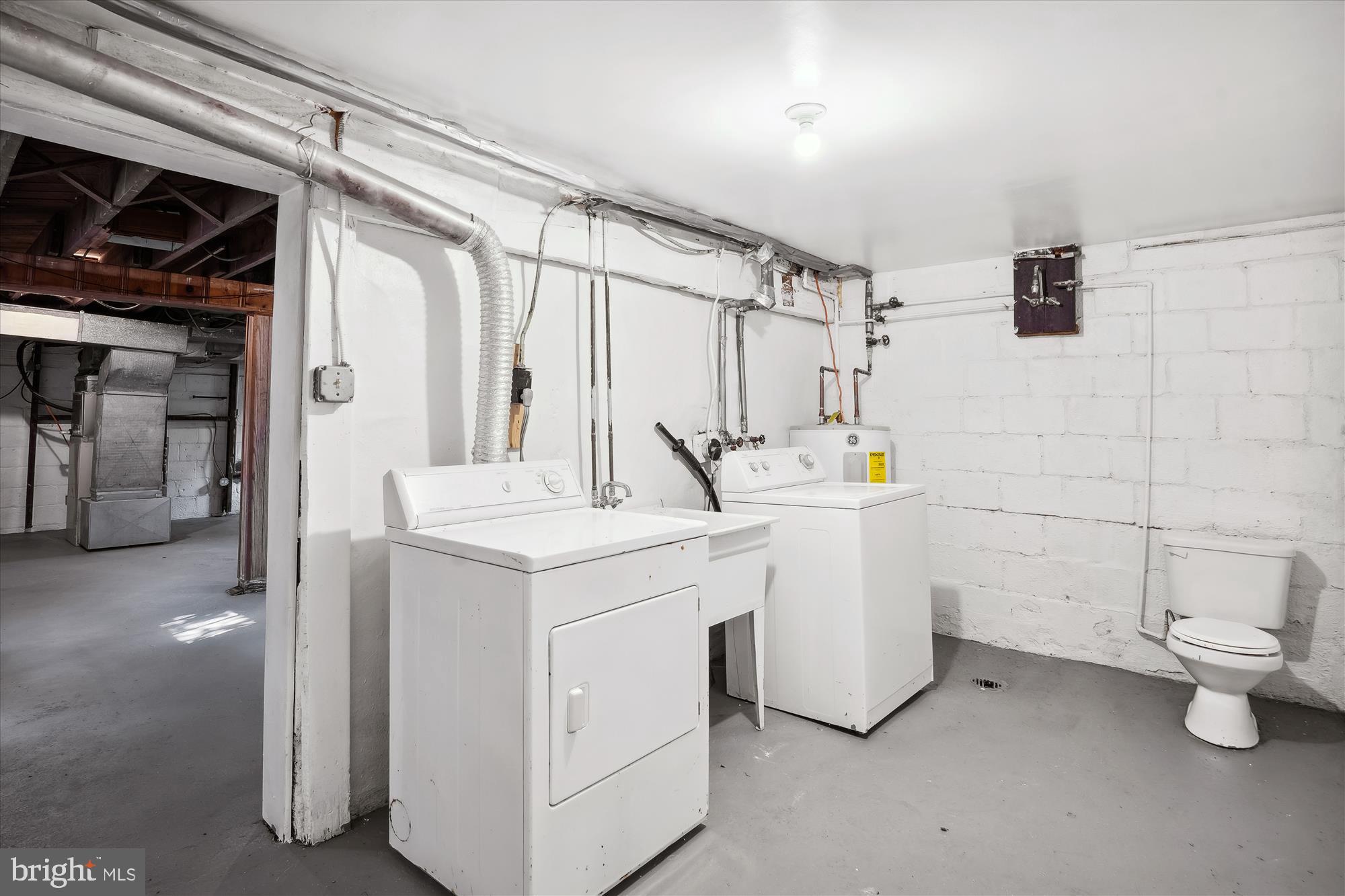5906 Forest Road Cheverly, MD 20785 - Photo 27 of 30 Laundry room