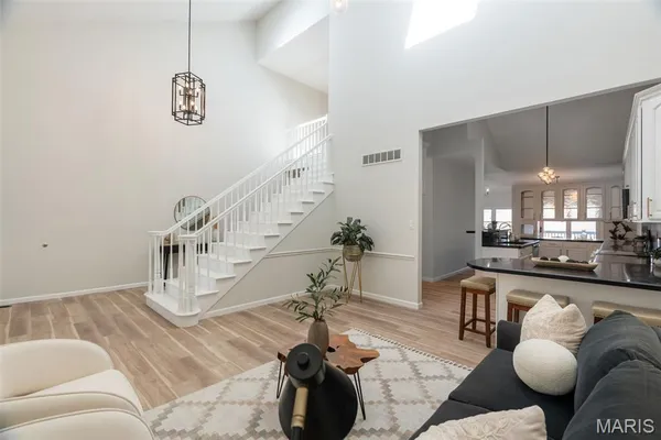 $539,900 | 730 Willow Spring Hill Court, Chesterfield, MO 63017