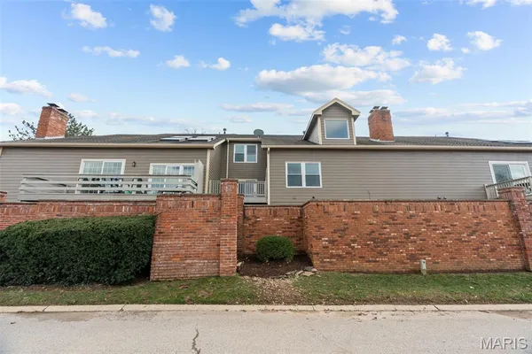 $539,900 | 730 Willow Spring Hill Court, Chesterfield, MO 63017