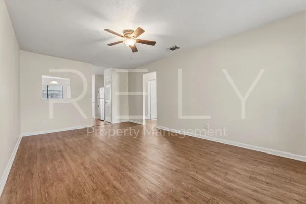 $1,395 | 205 West William Cannon Drive, Unit B, Austin, TX 78745