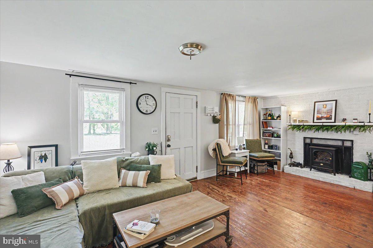 20322 Gum Tree Road Orange, VA 22960 - Photo 6 of 28 Cozy living space with warm charm.