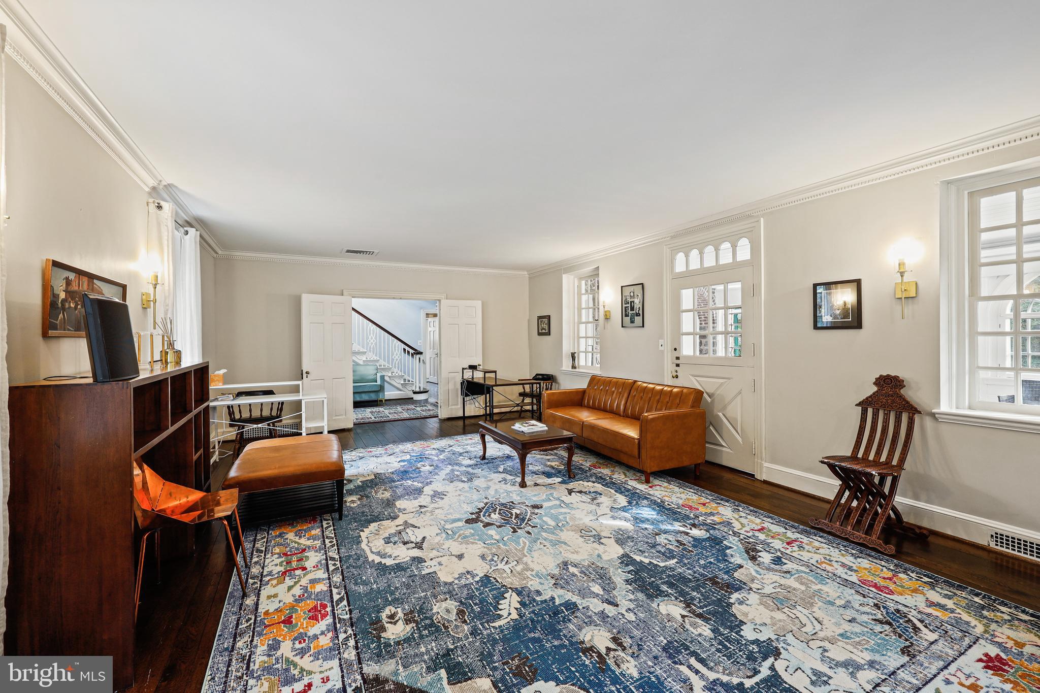 119 St Dunstans Road Baltimore, MD 21212 - Photo 20 of 54 a living room with furniture and a window