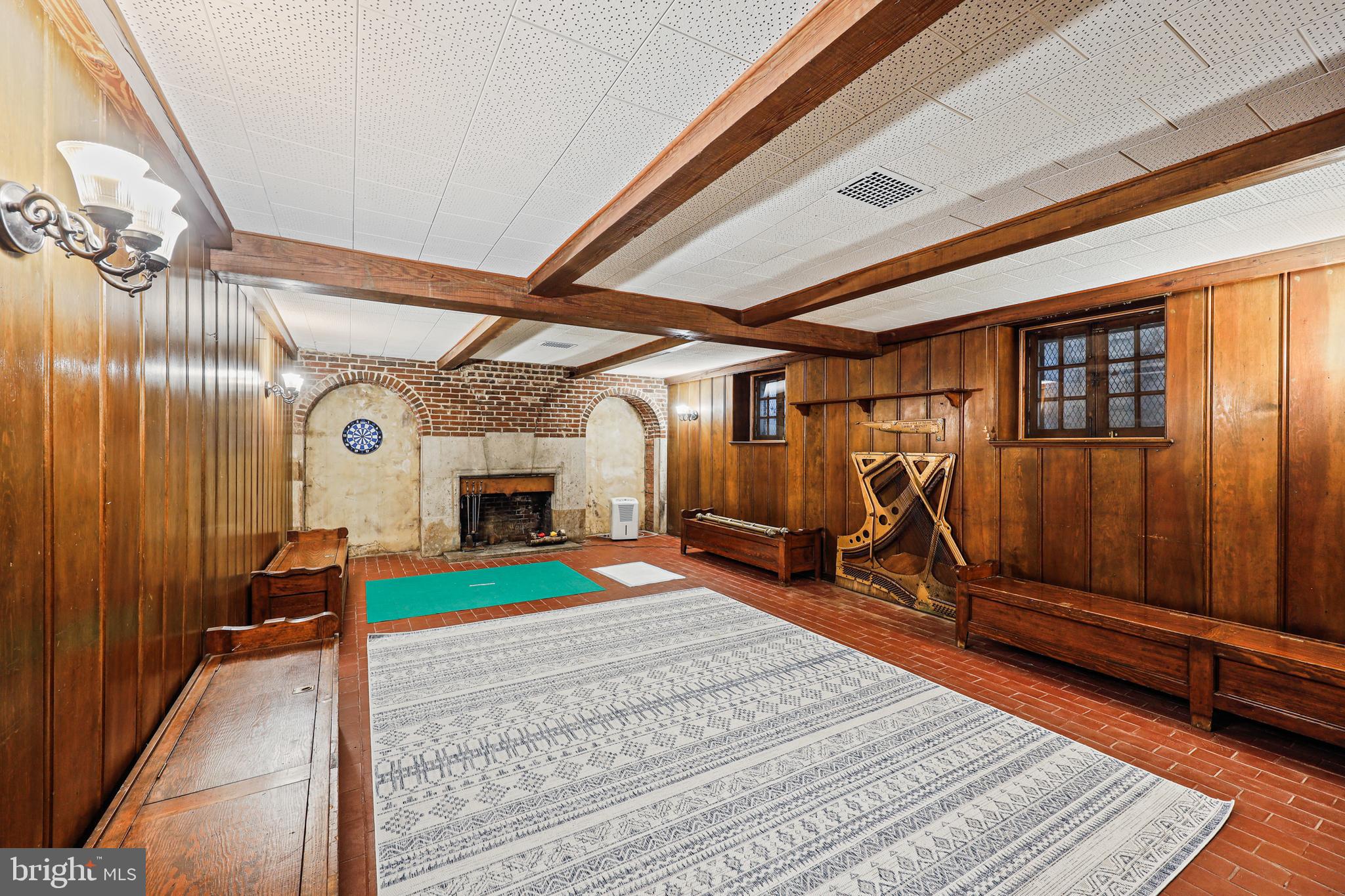 119 St Dunstans Road Baltimore, MD 21212 - Photo 45 of 54 a bedroom with furniture and a mirror