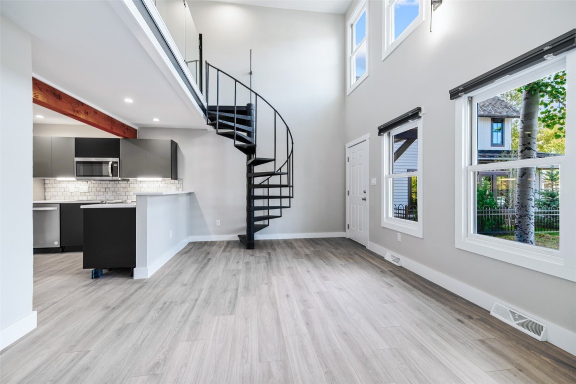 214 South Ridge Street, Unit 6 Breckenridge, CO 80424 - Photo 6 of 17 Gallery Image 6