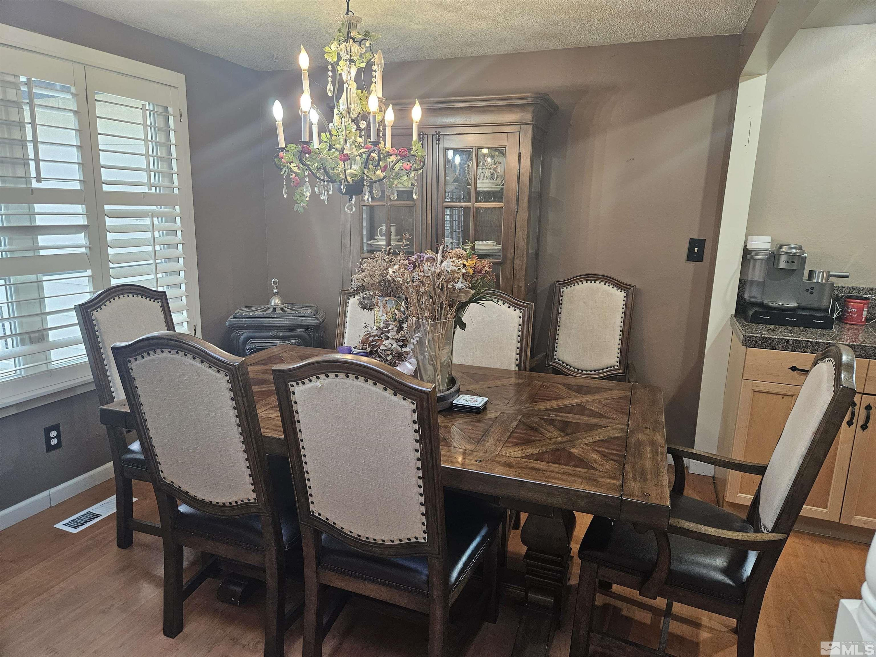 4410 Reggie Road Reno, NV 89502 - Photo 2 of 22 Photo 2