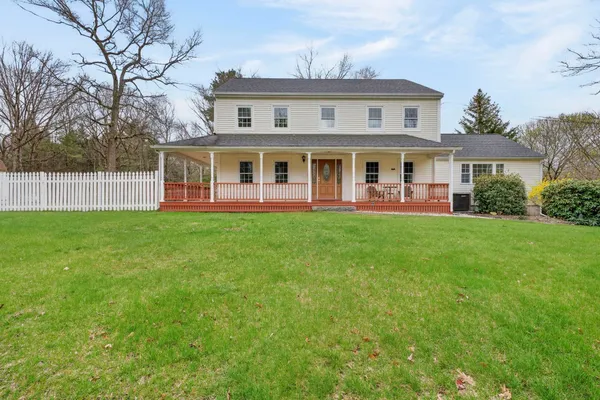 $739,900 | 2 Windsor Drive, Litchfield, NH 03052