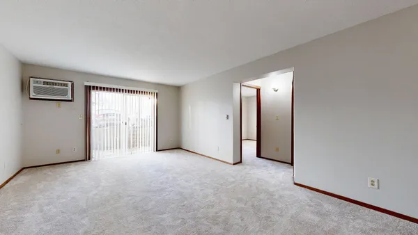 $1,245 | 924 21st Avenue South, Unit 2, Minneapolis, MN 55404