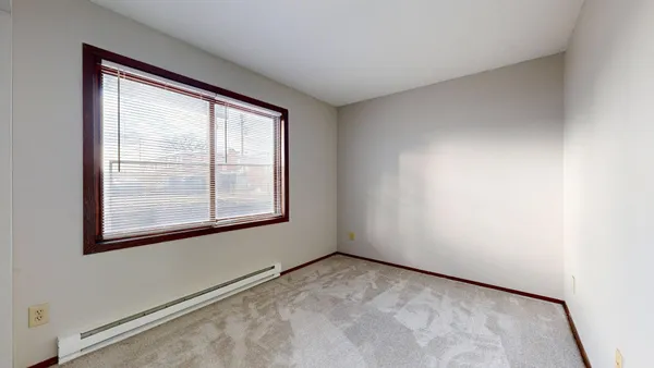 $1,245 | 924 21st Avenue South, Unit 2, Minneapolis, MN 55404