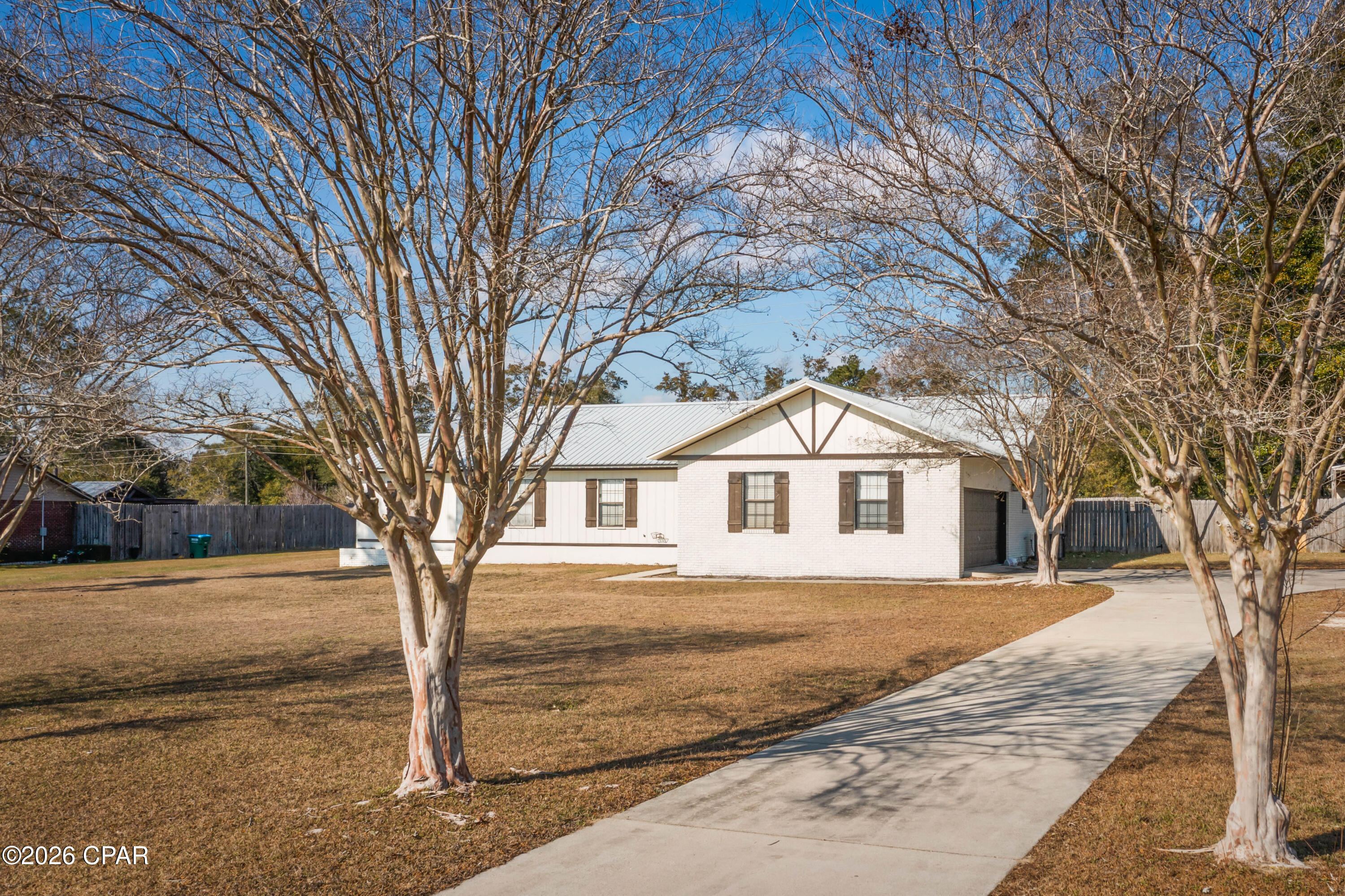 5227 Woodgate Way Marianna, FL 32446 - Photo 3 of 39