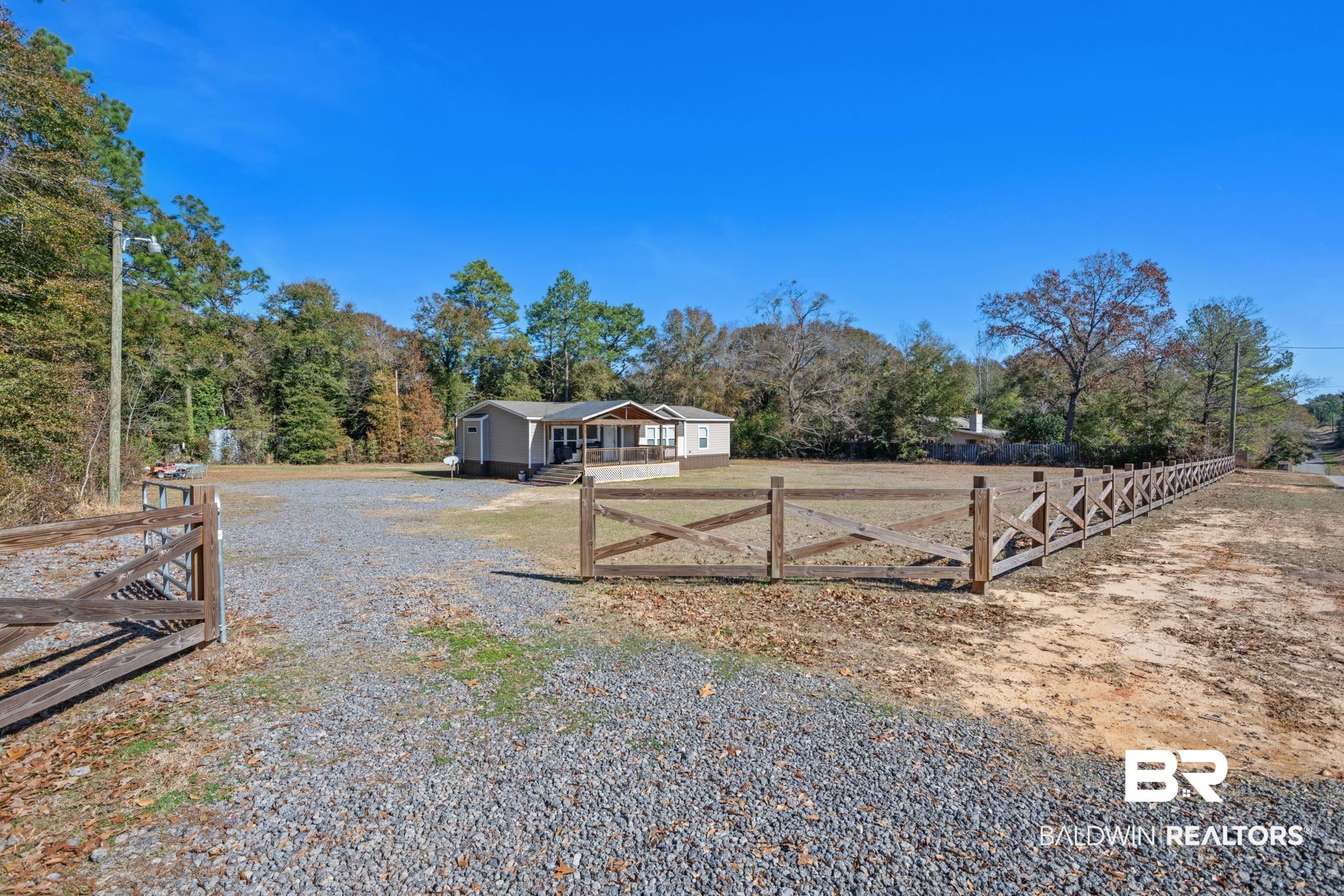 15080 Starlight Avenue Wilmer, AL 36587 - Photo 3 of 29 View of yard