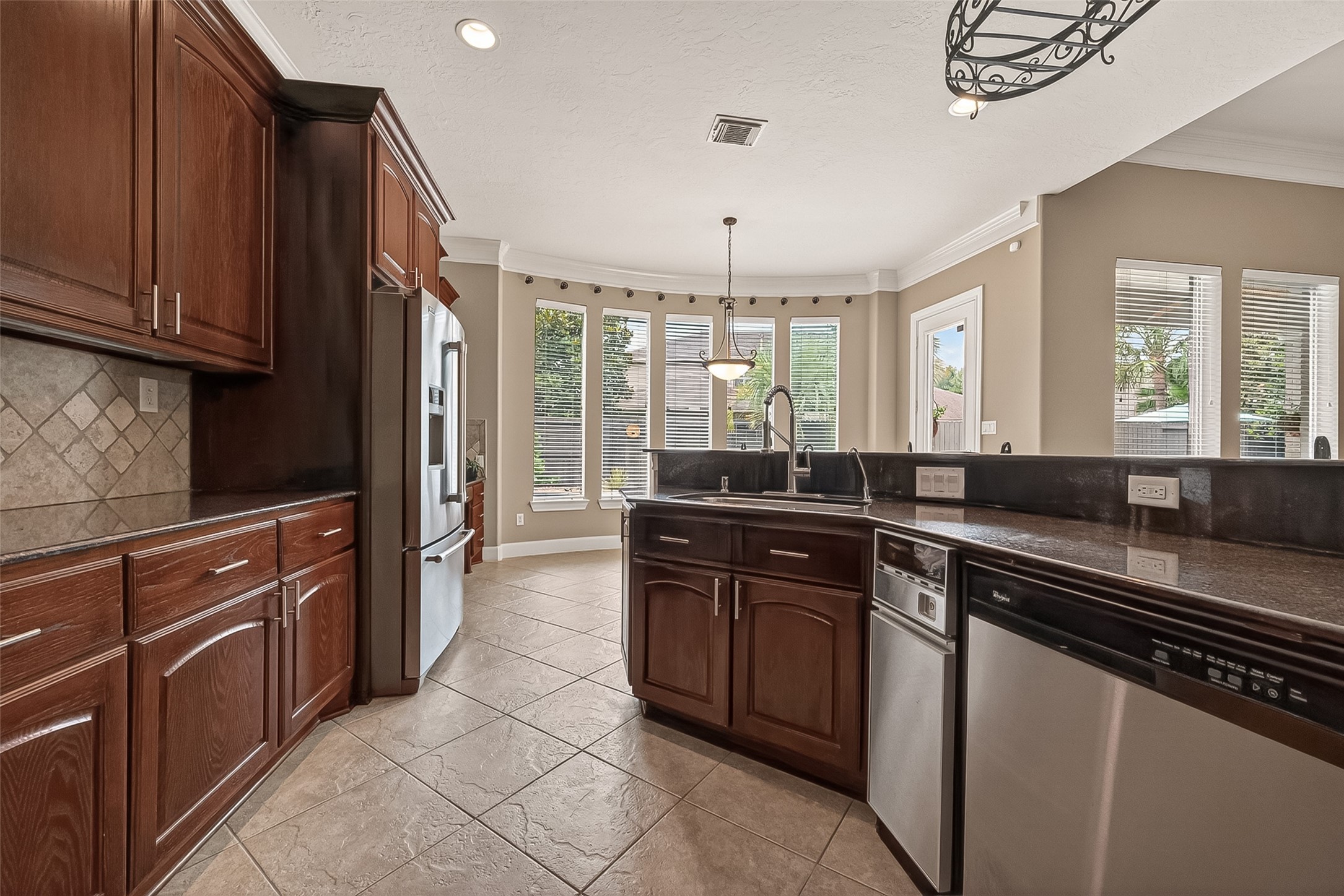 5934 Solar Point Lane Houston, TX 77041 - Photo 18 of 50