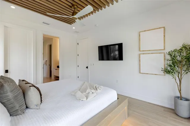 $4,850,000 | 415 North Bay Boulevard, Anna Maria, FL 34216