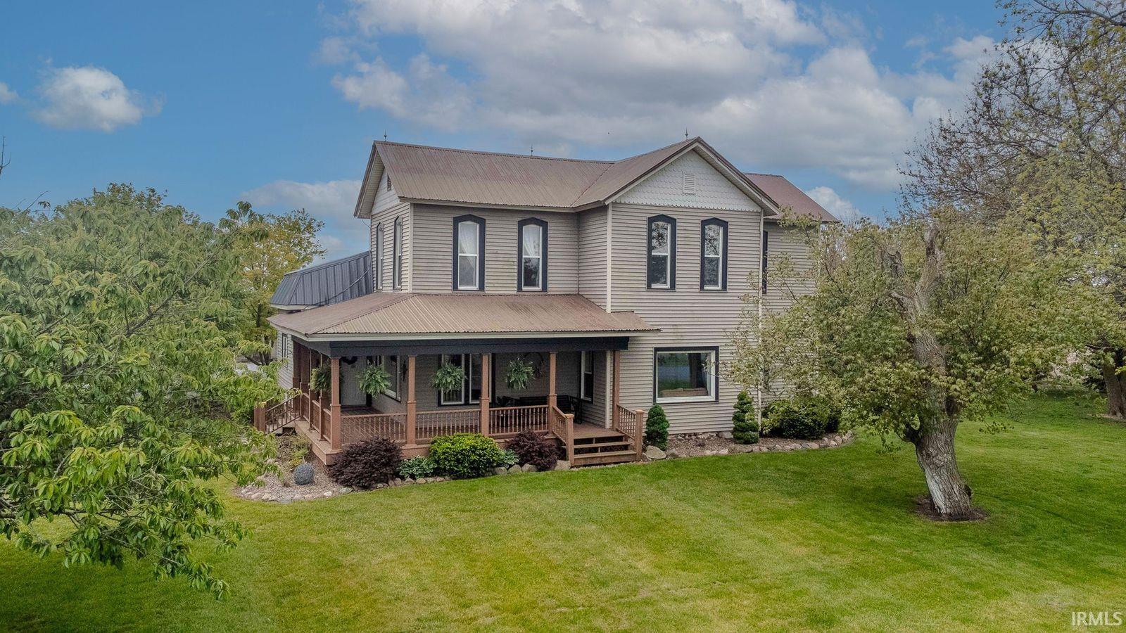 10820 County Road Ligonier, IN 46767 - Photo 1 of 34