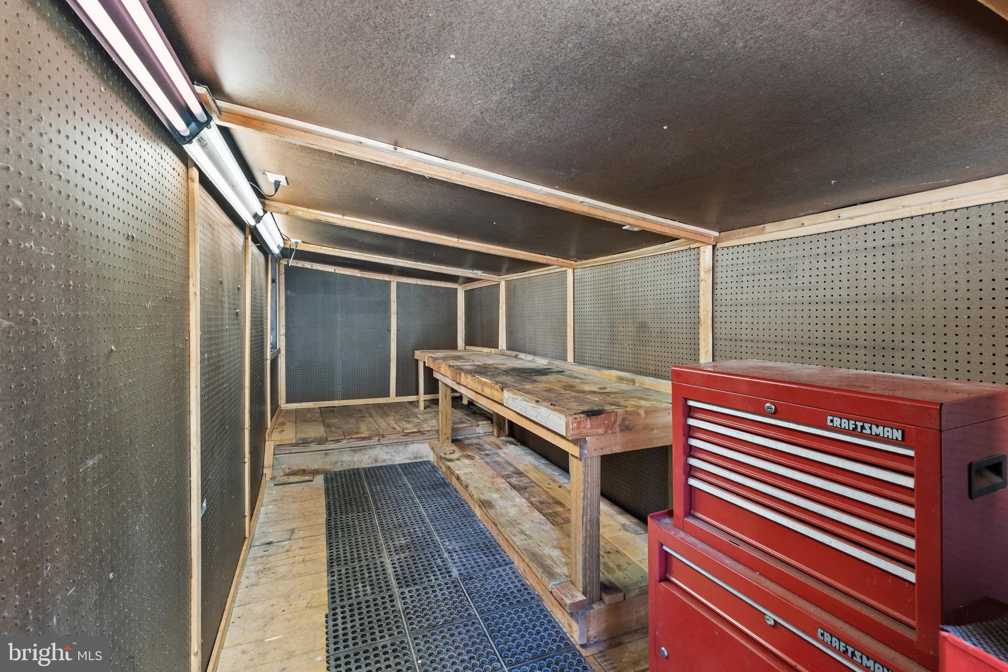 989 Swover Creek Road Edinburg, VA 22824 - Photo 115 of 132 Inside Small Garage