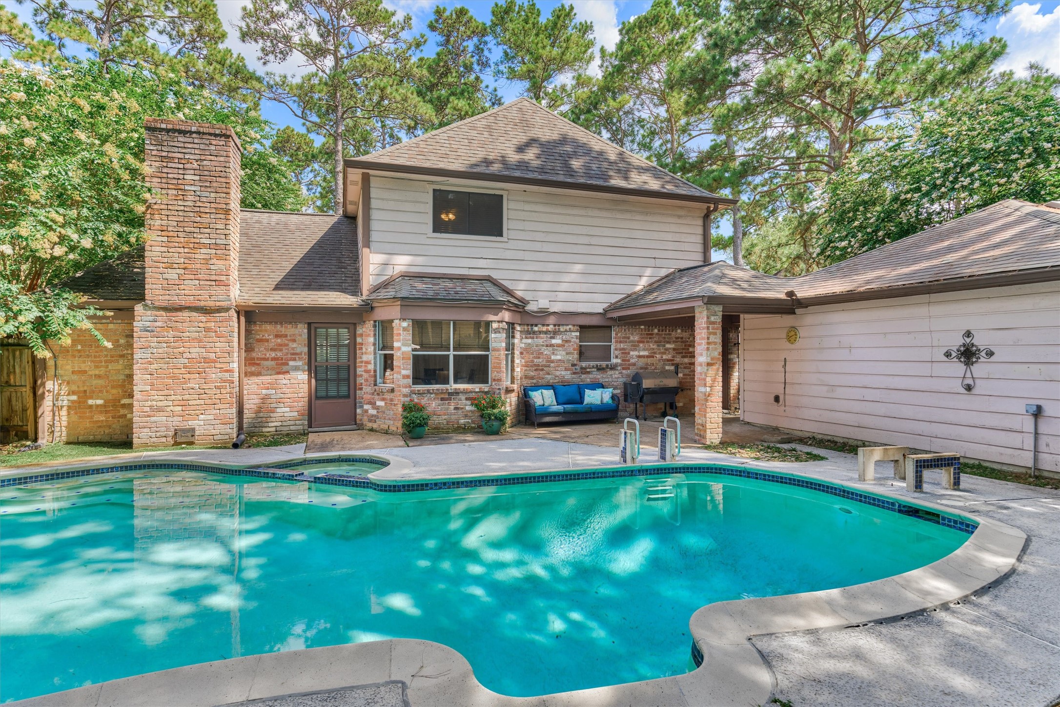 6522 Castle Pine Lane Spring, TX 77379 - Photo 49 of 49 a house view with a outdoor seating space