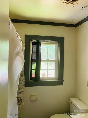 $280,000 | 910 Parham Street, Henderson, NC 27536