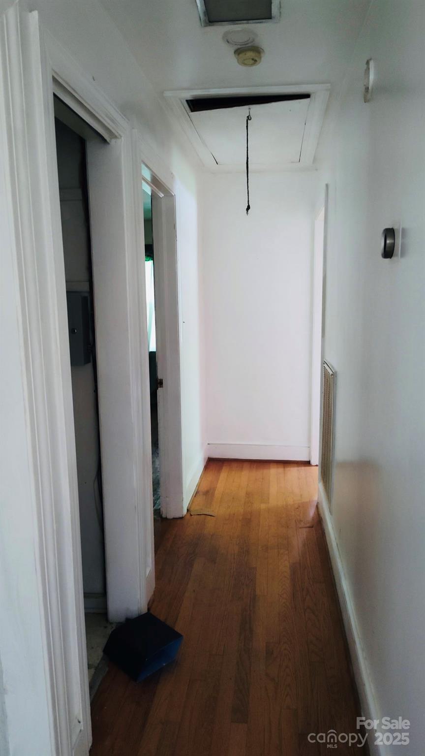 910 Parham Street Henderson, NC 27536 - Photo 4 of 17