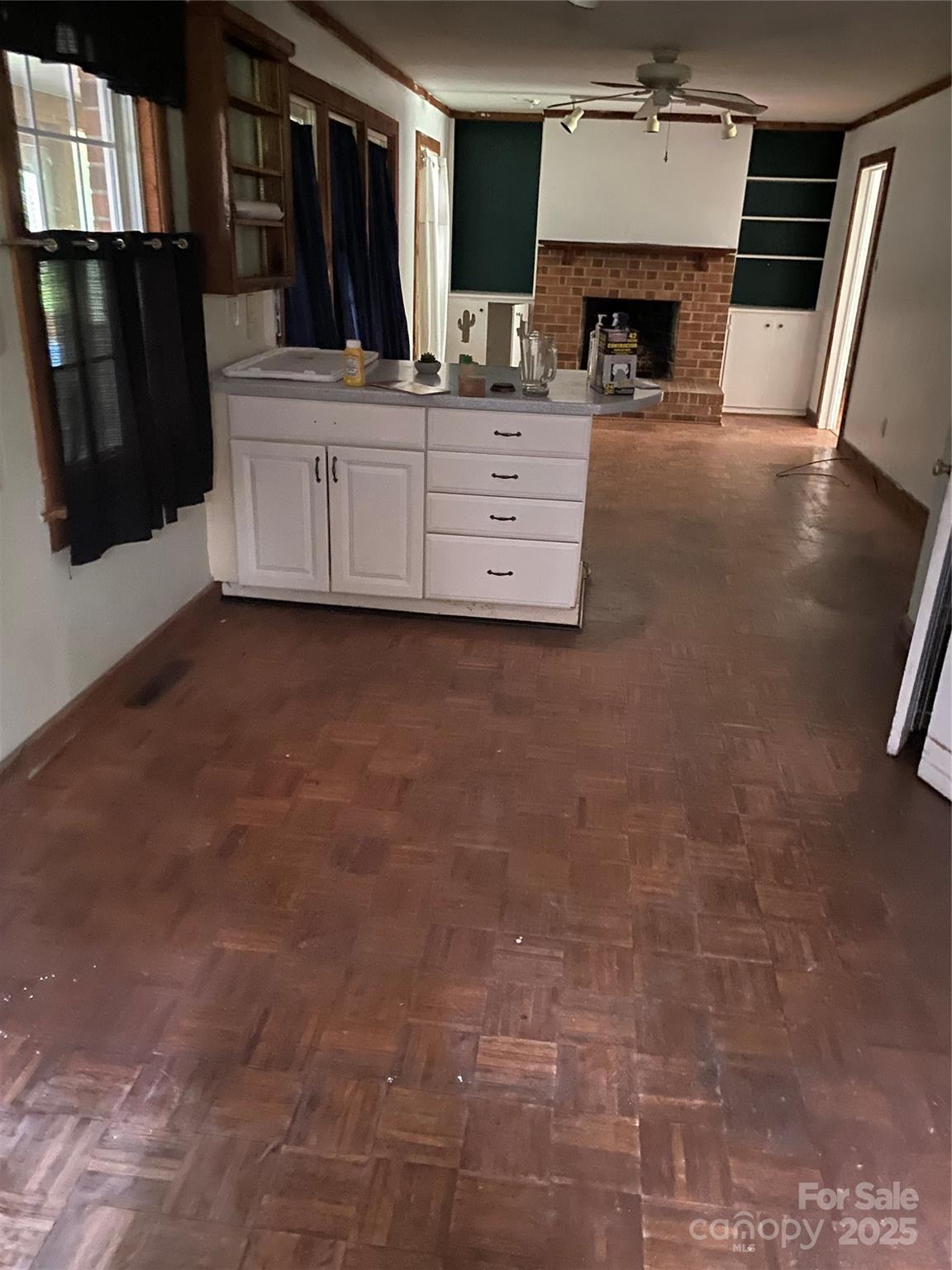 910 Parham Street Henderson, NC 27536 - Photo 10 of 17