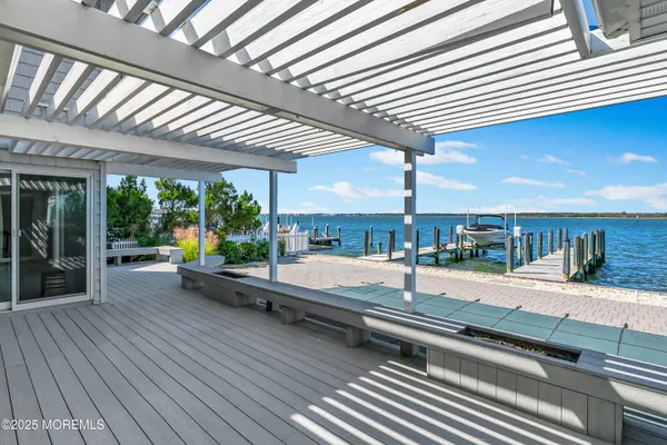 $3,999,000 | 233 Curtis Point Drive, Mantoloking, NJ 08738