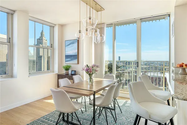 $1,495,000 | 1 West Exchange Street, Unit 1807, Providence, RI 02903