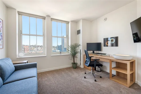 $1,495,000 | 1 West Exchange Street, Unit 1807, Providence, RI 02903