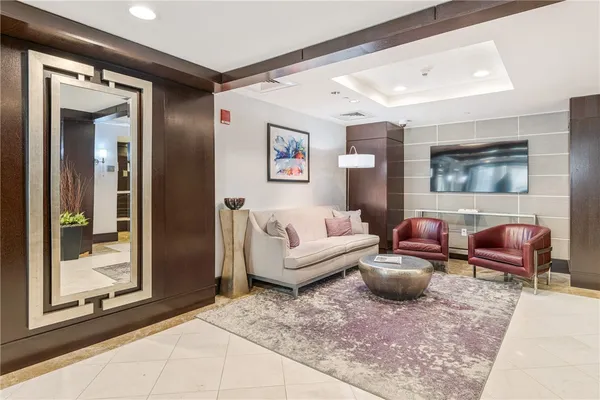 $1,495,000 | 1 West Exchange Street, Unit 1807, Providence, RI 02903