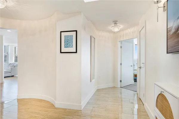 $1,495,000 | 1 West Exchange Street, Unit 1807, Providence, RI 02903