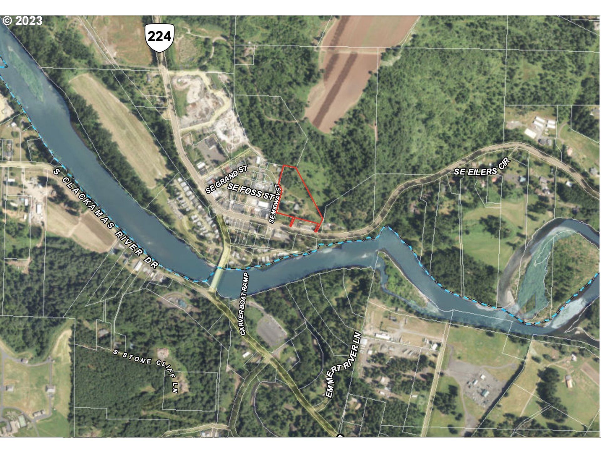 16400 Highway 224 Damascus, OR 97089 - Photo 14 of 16 a view of outdoor space