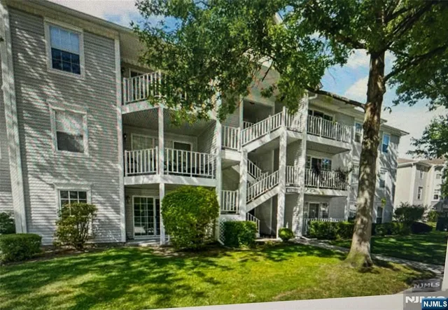 $2,950 | 181 Linden Street, Unit 181, Mahwah, NJ 07430